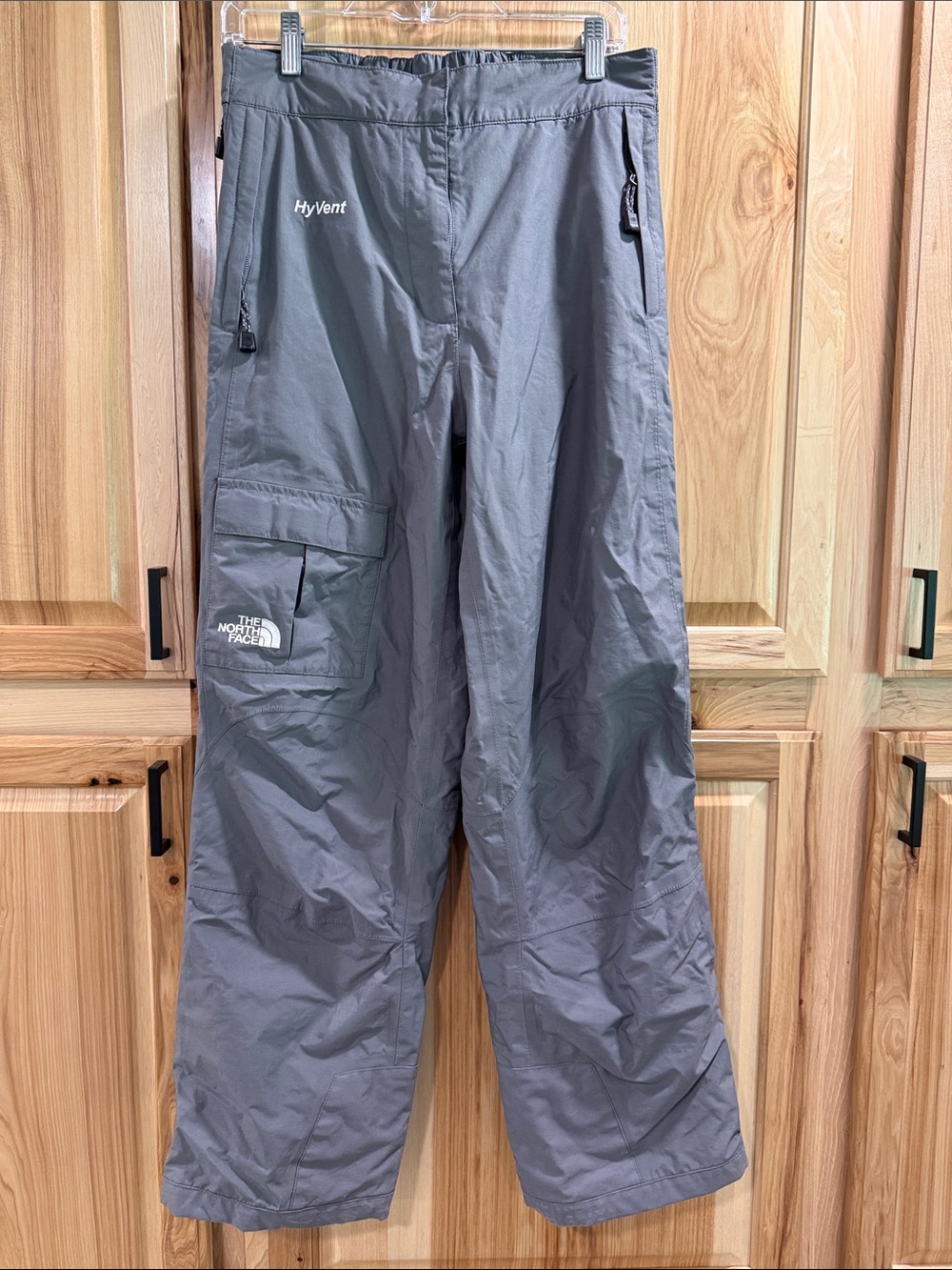 The North Face Women’s Size M Gray HyVent Winter Snow Ski Snowboard Pants
